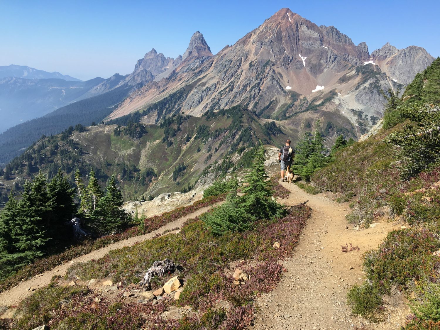 Beautiful Fall Hike Up Winchester Mountain! - Serene Mountain Escapes